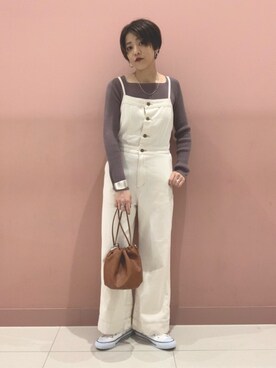 「モカ」｜「アイテム（オールインワン・サロペット）」を使った、CHIBANAさん（レディース・160cm）の冬コーディネート