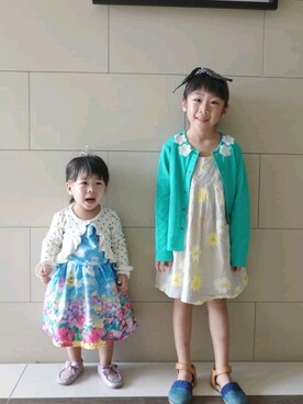 「KP（ケーピー）のアイテム（ワンピース/ドレス）」を使った、Reenaさん（キッズ・110cm）の秋コーディネート