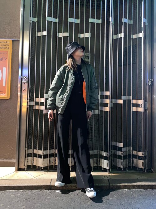 H M エイチ アンド エム のスラックスを使った人気ファッションコーディネート Sciaky