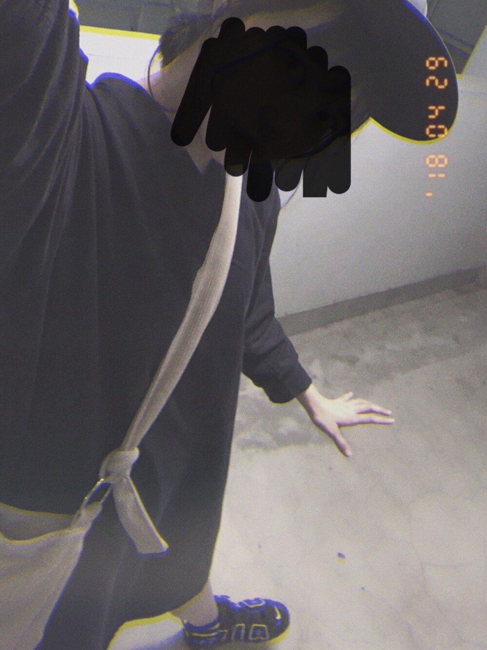 「ブラックコーデ、だぼだぼ、だぼっとゆるっと。、サイズ感、モアテン」｜「CHEER CLOSETのアイテム（ワンピース/ドレス、ブラック系）」を使った、こまさんさん（レディース・162cm）の春コーディネートの1枚目の写真