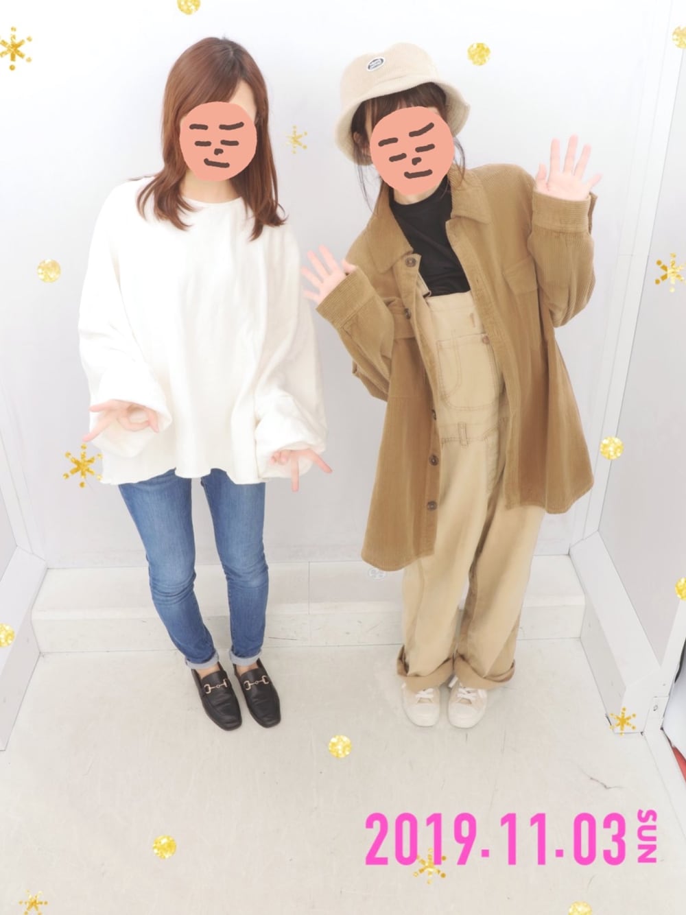 「ベージュ、ベージュコーデ、バケットハット、オーバーオール、ローカットスニーカー、グレージュ」｜「しまむらのアイテム（ジャケット/アウター、ブラウン系）」を使った、こまさんさん（レディース・162cm）の秋コーディネートの1枚目の写真