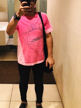 COMME des GARCONS PARFUMSのTシャツ/カットソーを使った人気 