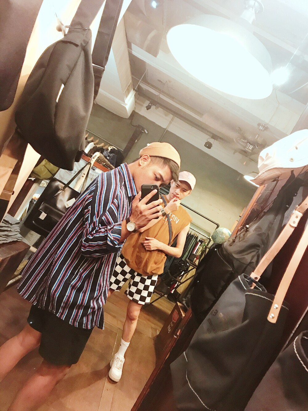 「曬太陽、西門町、短髮、夜晚、台灣」｜「PLAIN CLOTHINGのアイテム（キャップ、その他）」を使った、樂👑さん（メンズ・170cm）の夏コーディネートの1枚目の写真