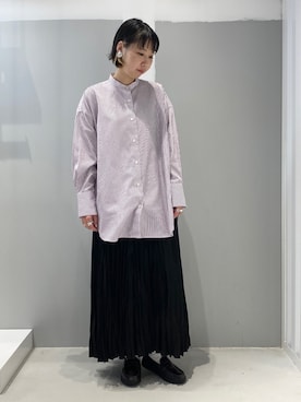 「JOINT WORKS（ジョイントワークス）のアイテム（シャツ/ブラウス）」を使った、REMIさん（レディース・163cm）の秋コーディネート