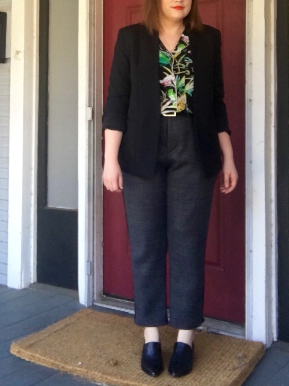 「floral、Tropical 、pajama、work」｜「Acne Studiosのアイテム（ドレスシューズ、ブラック系）」を使った、mandarkさん（レディース・157cm）の冬コーディネートの1枚目の写真