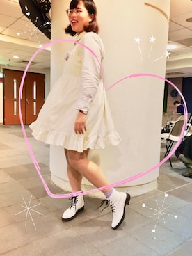 「PUNYUS（プニュズ）のアイテム（シャツワンピース）」を使った、Cherryさん（レディース・170cm）の秋コーディネート