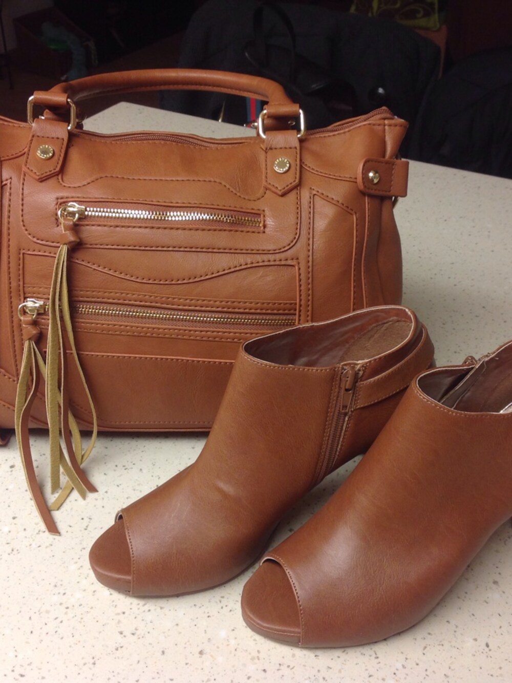 「BAG、shoes、STEVE MADDEN」｜S.L. Hubbardさん（レディース）の春コーディネートの1枚目の写真