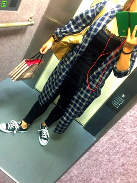 「CONVERSE（コンバース）のCONVERSE コンバース オール スター オックス / ALL STAR OX(BLACK) 32160321（スニーカー）」を使った、s.ssさん（レディース・154cm・20代）の秋コーディネート