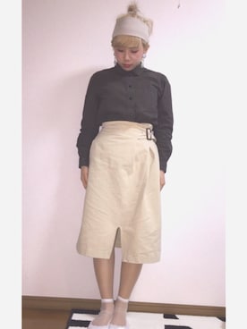 「金髪」｜「アイテム（トレンチコート）」を使った、anさん（レディース・151cm）の春コーディネート