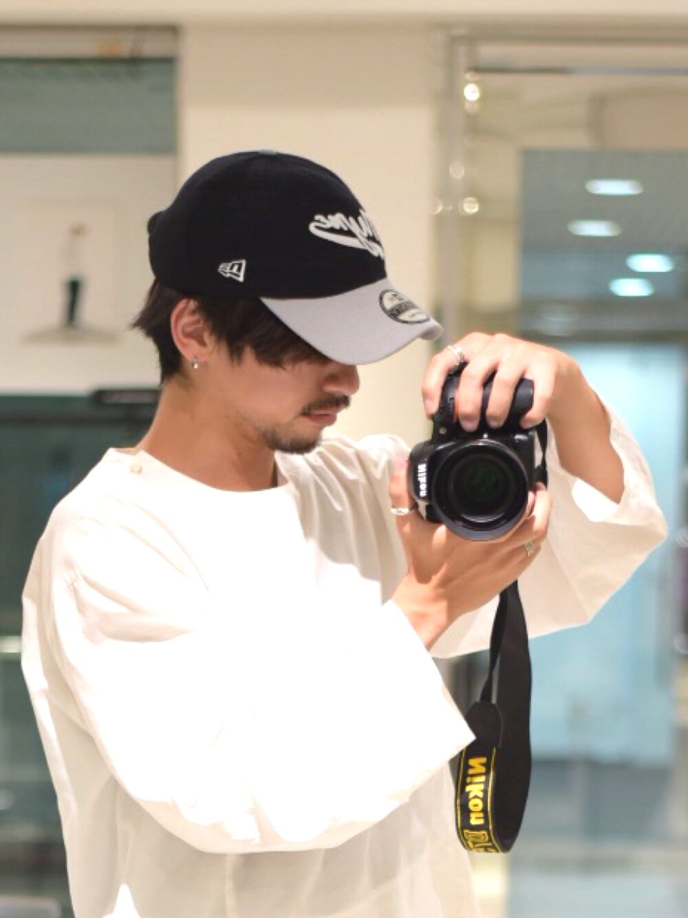 「MYNE、マイン、キャップ」｜「MYneの【MYne】ニューエラキャップ/New era Cap（キャップ、ブラック系）」を使った、Makoto Kawabayashiさん（メンズ・175cm）の夏コーディネートの1枚目の写真