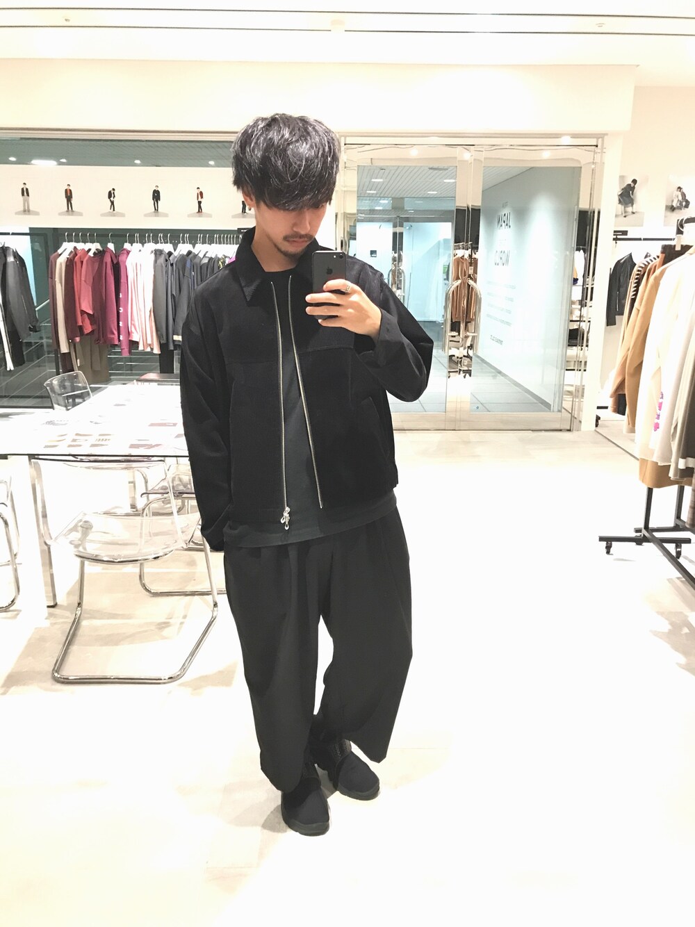 STUDIOUS】ベロアコンビジップブルゾンを使った人気ファッション