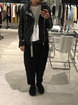 「ATTACHMENT（アタッチメント）のアイテム（ライダースジャケット）」を使った、Makoto Kawabayashiさん（メンズ・175cm）の秋コーディネート