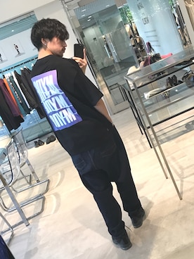 「MYne（マイン）のアイテム（Tシャツ/カットソー）」を使った、Makoto Kawabayashiさん（メンズ・175cm）の秋コーディネート