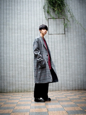 「FACTOTUM（ファクトタム）のアイテム（チェスターコート）」を使った、Makoto Kawabayashiさん（メンズ・175cm）の秋コーディネート