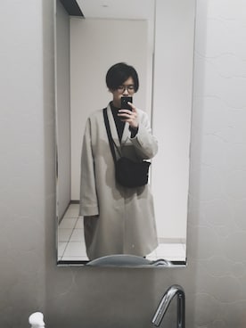 「LAD MUSICIAN（ラッドミュージシャン）のアイテム（チェスターコート）」を使った、Ryotaroさん（メンズ・174cm）の春コーディネート