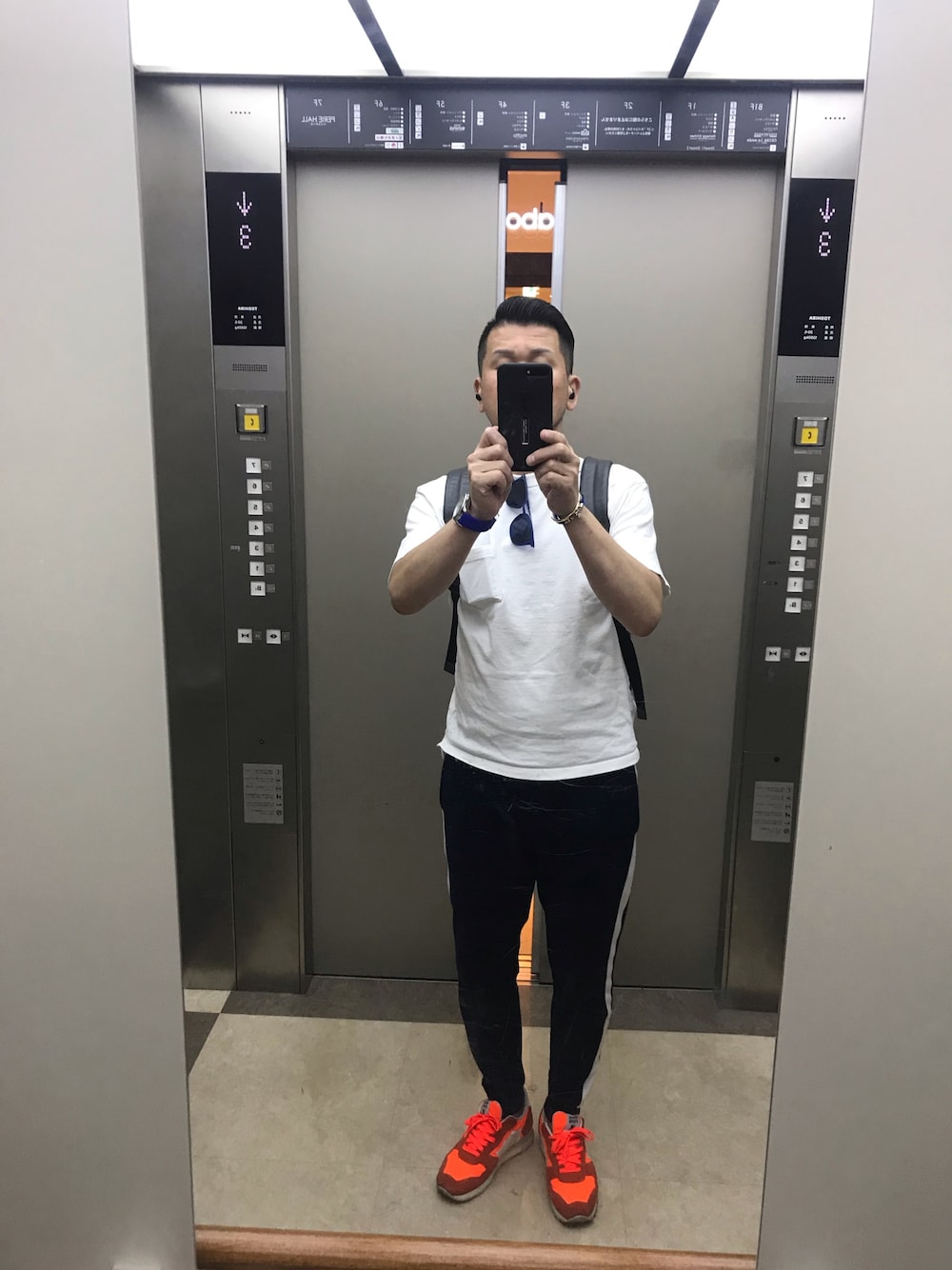 「GUのアイテム（Tシャツ/カットソー、ホワイト系）」を使った、いち。さん（メンズ・173cm）の夏コーディネートの1枚目の写真