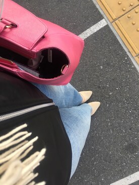 「UNIQLO（ユニクロ）のハイライズワイドストレートジーンズ（デニムパンツ）」を使った、RUNAさん（レディース・160cm）の冬コーディネート