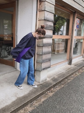 「LOWRYS FARM（ローリーズファーム）のCONEハイライズワイドデニム　800874（デニムパンツ）」を使った、うえちさん（レディース・153cm）の秋コーディネート