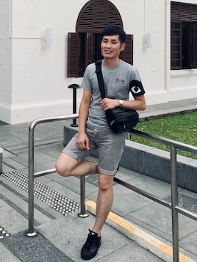 「summer」｜「アイテム（メッセンジャーバッグ）」を使った、Calvinカルバンさん（メンズ・174cm）の秋コーディネート