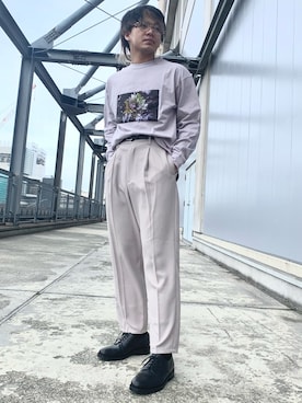 「アイテム（スラックス、ベージュ系）」を使った、しゅんさん（メンズ・167cm）の春コーディネート