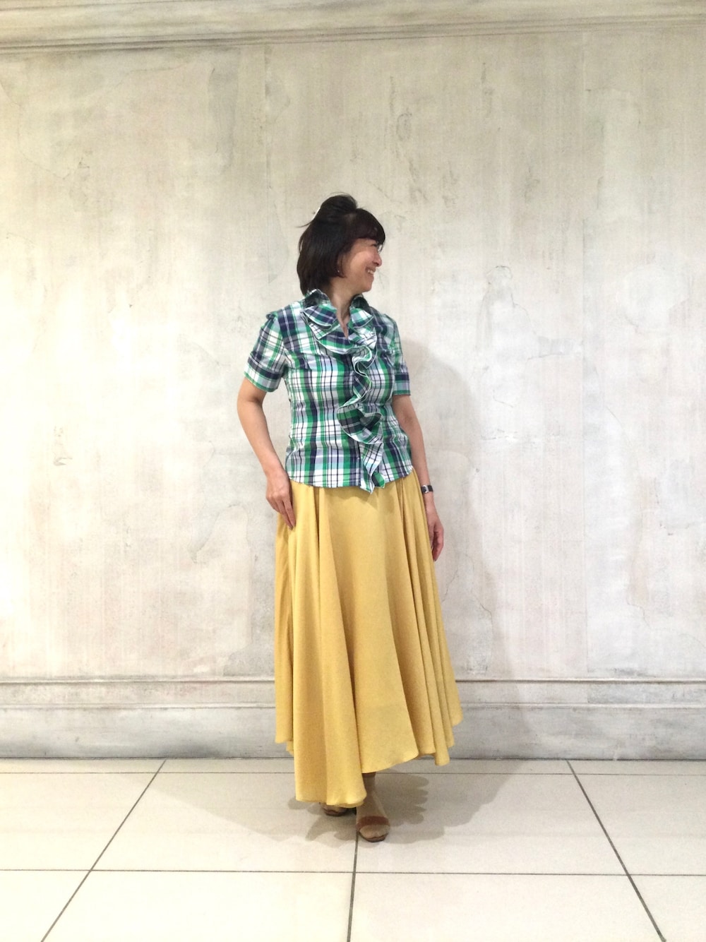 NARACAMICIE（ナラカミーチェ）の「サマーチェック襟付きフリル半袖