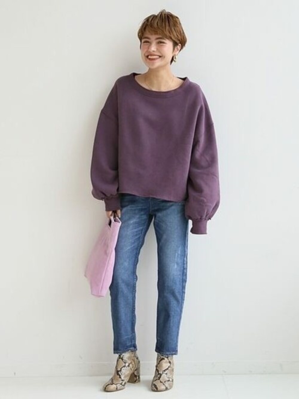 「カジュアル、テーパード、大人カジュアル、Spick & Span(Spick & Span)、シーズンレス、upper hights、テーパードシルエット」｜「Spick & Spanの【upper hights】 THE EIGHTYS◆（デニムパンツ、ブルー系）」を使った、Press marieさん（レディース・154cm）の夏コーディネートの1枚目の写真