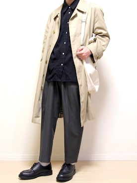 「アイテム（ステンカラーコート）」を使った、よっシーさん（メンズ・172cm・20代）の春コーディネート