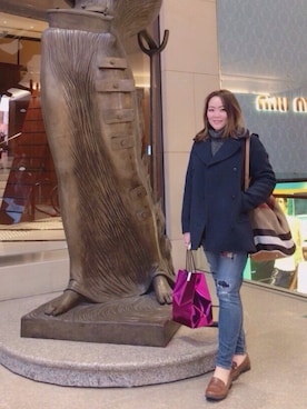 腳翠娜さんのコーディネート