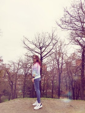 腳翠娜さんのコーディネート