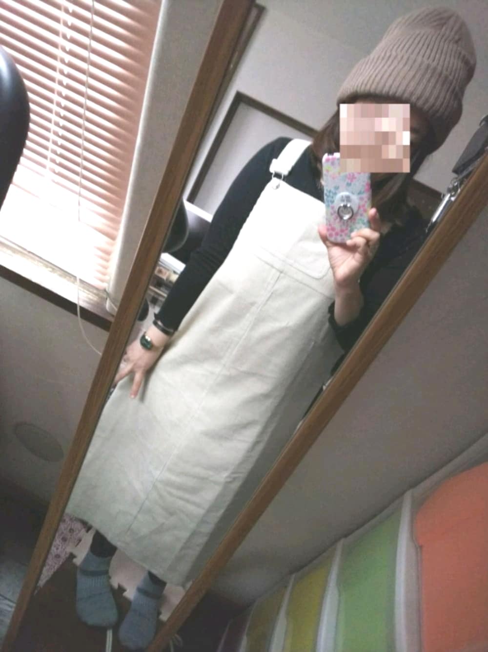 「大きいサイズ、ぽっちゃり、しまむら、サロペット」｜「HOTPINGのアイテム（オールインワン・サロペット、ホワイト系）」を使った、もーちゃんさん（レディース・157cm）の冬コーディネートの1枚目の写真