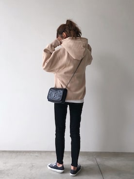 「titivate（ティティベイト）のアイテム（パーカー）」を使った、kannaさん（レディース・162cm）の秋コーディネート