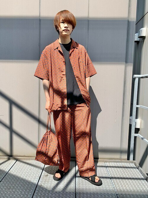 有吉 Ships 福岡店 Shipsのセットアップを使ったコーディネート Wear