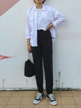 「アイテム（ミリタリージャケット、ホワイト系）」を使った、mihoさん（レディース・170cm）の春コーディネート