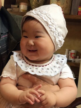 「mirandaのアイテム（ワンピース/ドレス、ベージュ系）」を使った、帕塔斯基さん（キッズ・90cm）の夏コーディネート