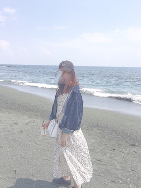 「海」｜「アイテム（デニムジャケット）」を使った、‎⋆piri⋆さん（レディース・160cm）の春コーディネート