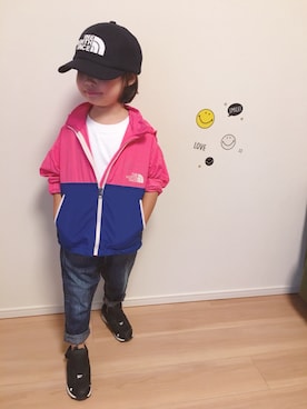 「5歳」｜「アイテム（マウンテンパーカー）」を使った、momoさん（キッズ・110cm）の秋コーディネート