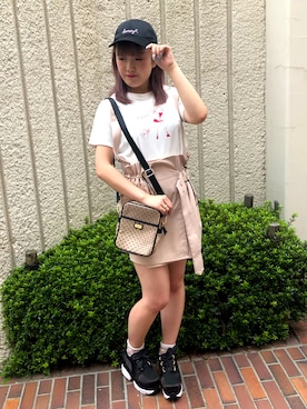 「Honey Salon（ハニーサロン）のアイテム（スカート）」を使った、れいなさん（レディース・160cm）の夏コーディネート