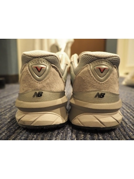 「NEW BALANCE（ニューバランス）のアイテム（スニーカー、グレー系）」を使った、PEIさん（メンズ・169cm）の冬コーディネート