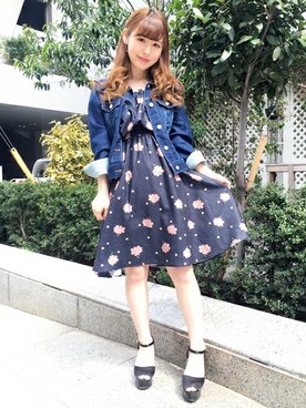 「＃デニム」｜「アイテム（サンダル）」を使った、dazzlin SHOP STAFFさん（レディース・150cm）の春コーディネート