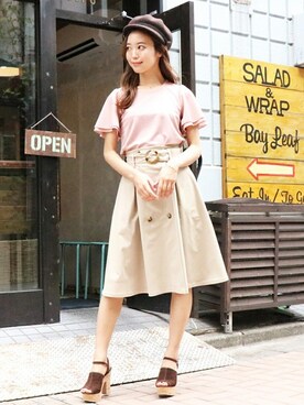 「dazzlin（ダズリン）のコルクヒールサンダル（サンダル）」を使った、dazzlin SHOP STAFFさん（レディース・165cm）の秋コーディネート