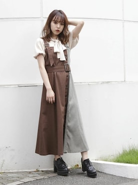 「dazzlin（ダズリン）のアイテム（ジャンパースカート）」を使った、dazzlin SHOP STAFFさん（レディース・148cm）の秋コーディネート