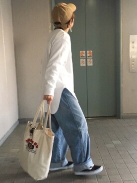 「UNIQLO（ユニクロ）のハイライズワイドストレートジーンズ（デニムパンツ）」を使った、るみっぺさん（レディース・150cm）の春コーディネート