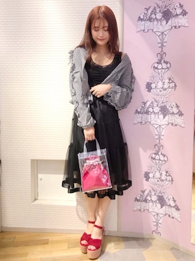 「Honey Salon（ハニーサロン）のアイテム（シャツ/ブラウス）」を使った、madoka.さん（レディース・170cm）の夏コーディネート