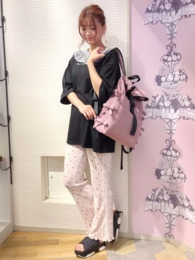 「Honey Salon（ハニーサロン）のアイテム（パンツ）」を使った、madoka.さん（レディース・170cm）の夏コーディネート