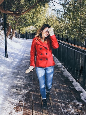「WINTER STYLE」｜「アイテム（デニムパンツ）」を使った、Amanda さん（レディース・165cm）の冬コーディネート