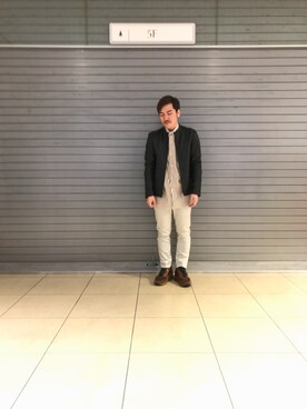UNITED TOKYO 永瀬 雄太さんの「テーパードスキニーストレッチカラーパンツ」を使ったコーディネート