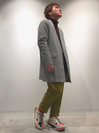 UNITED TOKYO（ユナイテッドトウキョウ）の「サージノーカラーコート