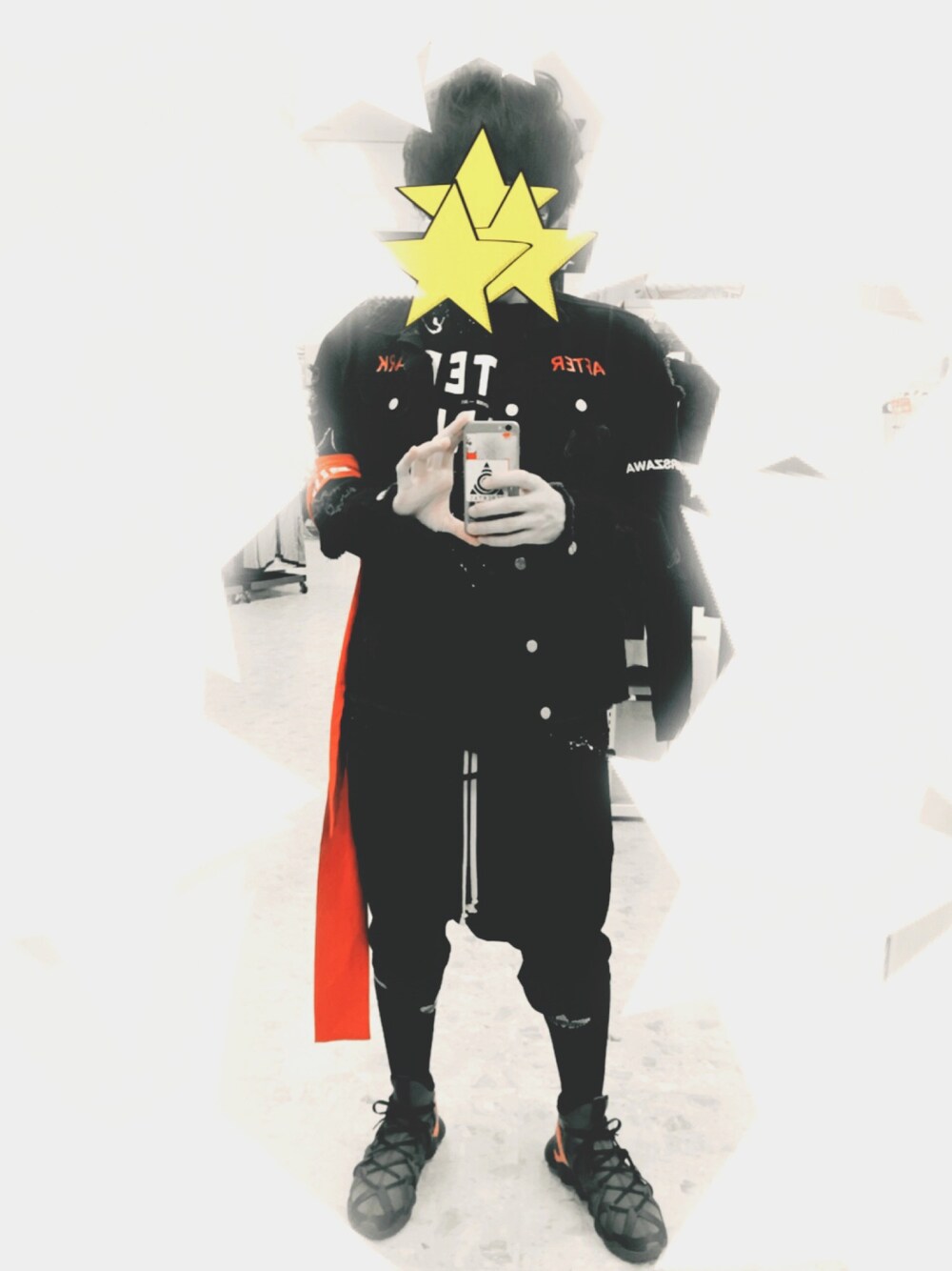 「misbhv、Y-3、DRKSHDW by Rick Owens、adidas、黒」｜「Y-3のアイテム（スニーカー、グレー系）」を使った、ぽんわたさん（メンズ・170cm）の春コーディネートの1枚目の写真