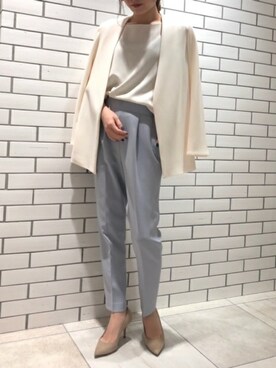 「仕事コーデ」｜「アイテム（ノーカラージャケット）」を使った、Liesse STAFFさん（レディース・157cm）の冬コーディネート