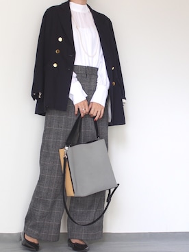 Holidayさんのコーディネート